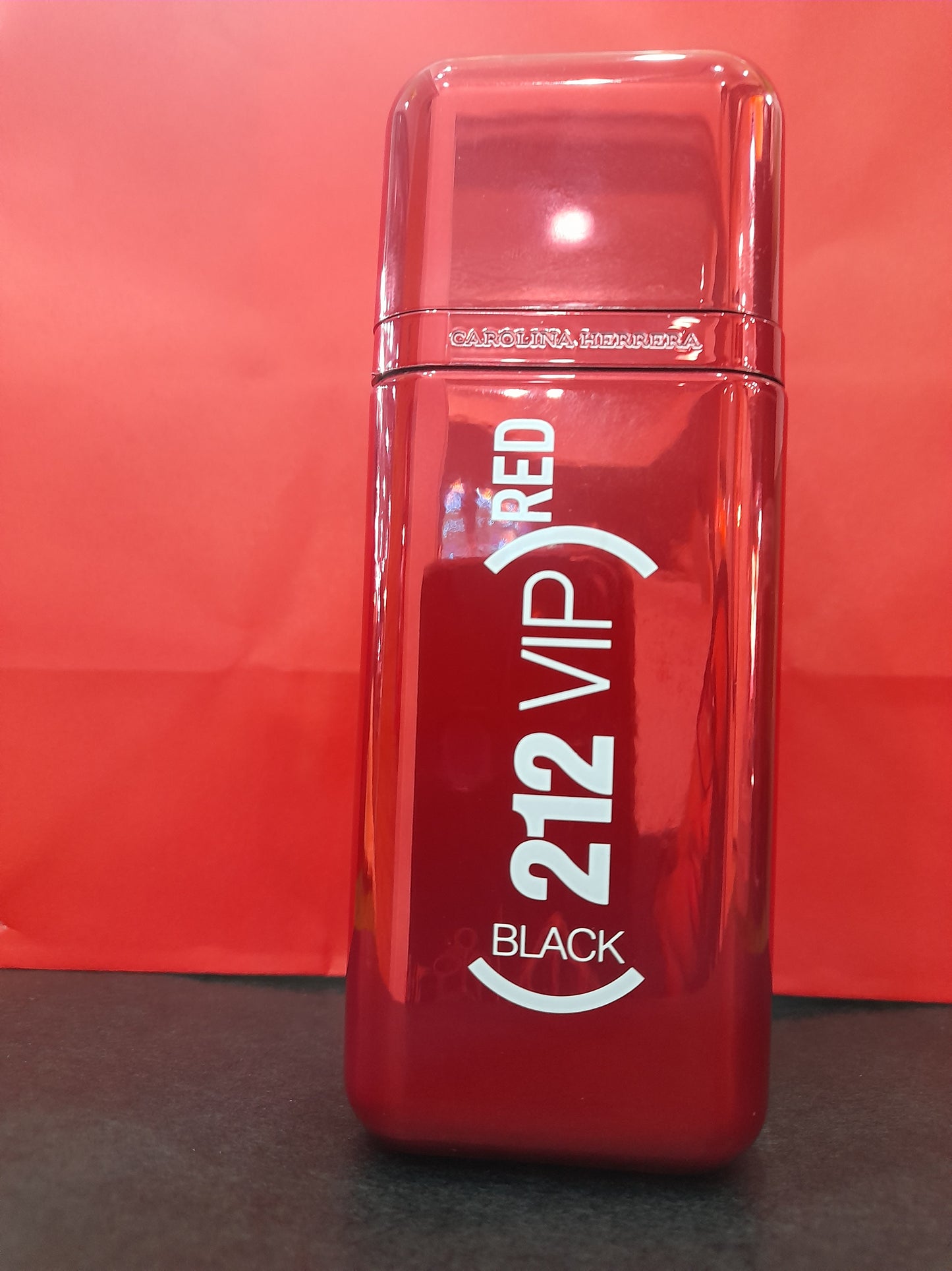 Carolina Herrera (212 VIP Black) Red 100ml EDP