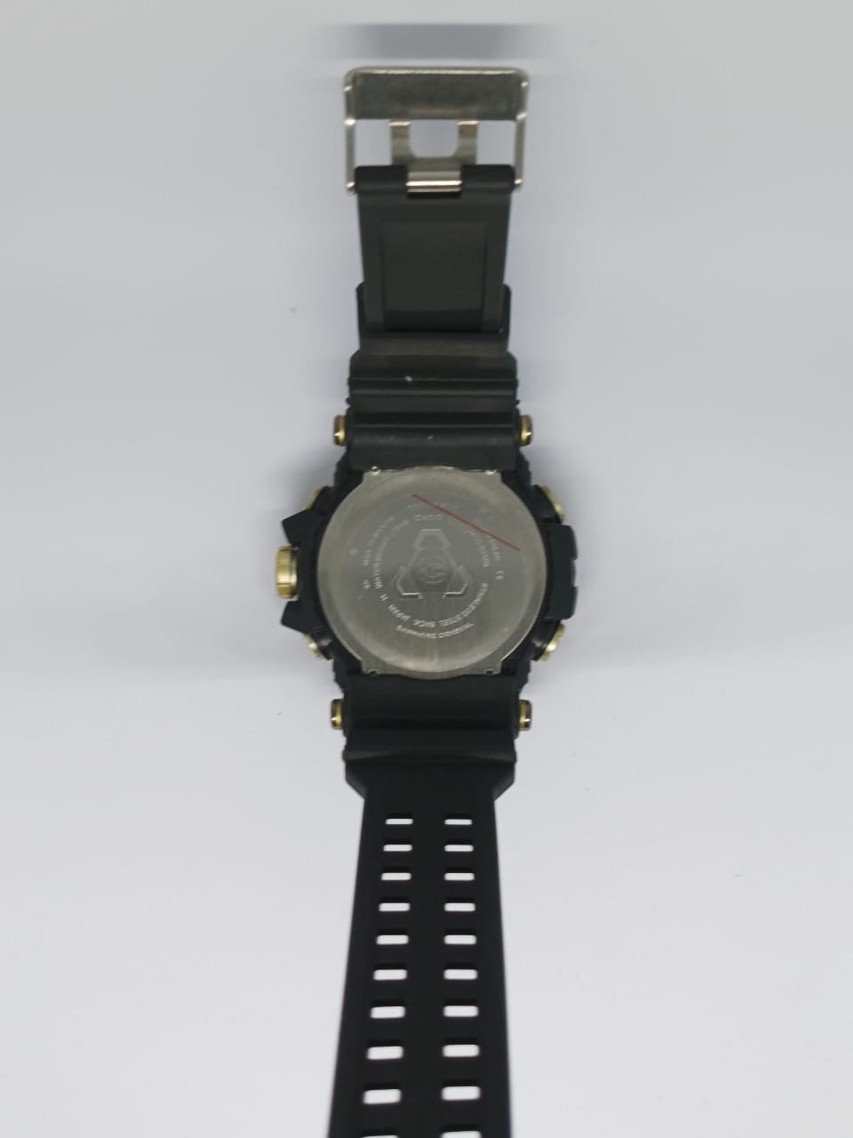 Reloj Deportivo Negro con dorado