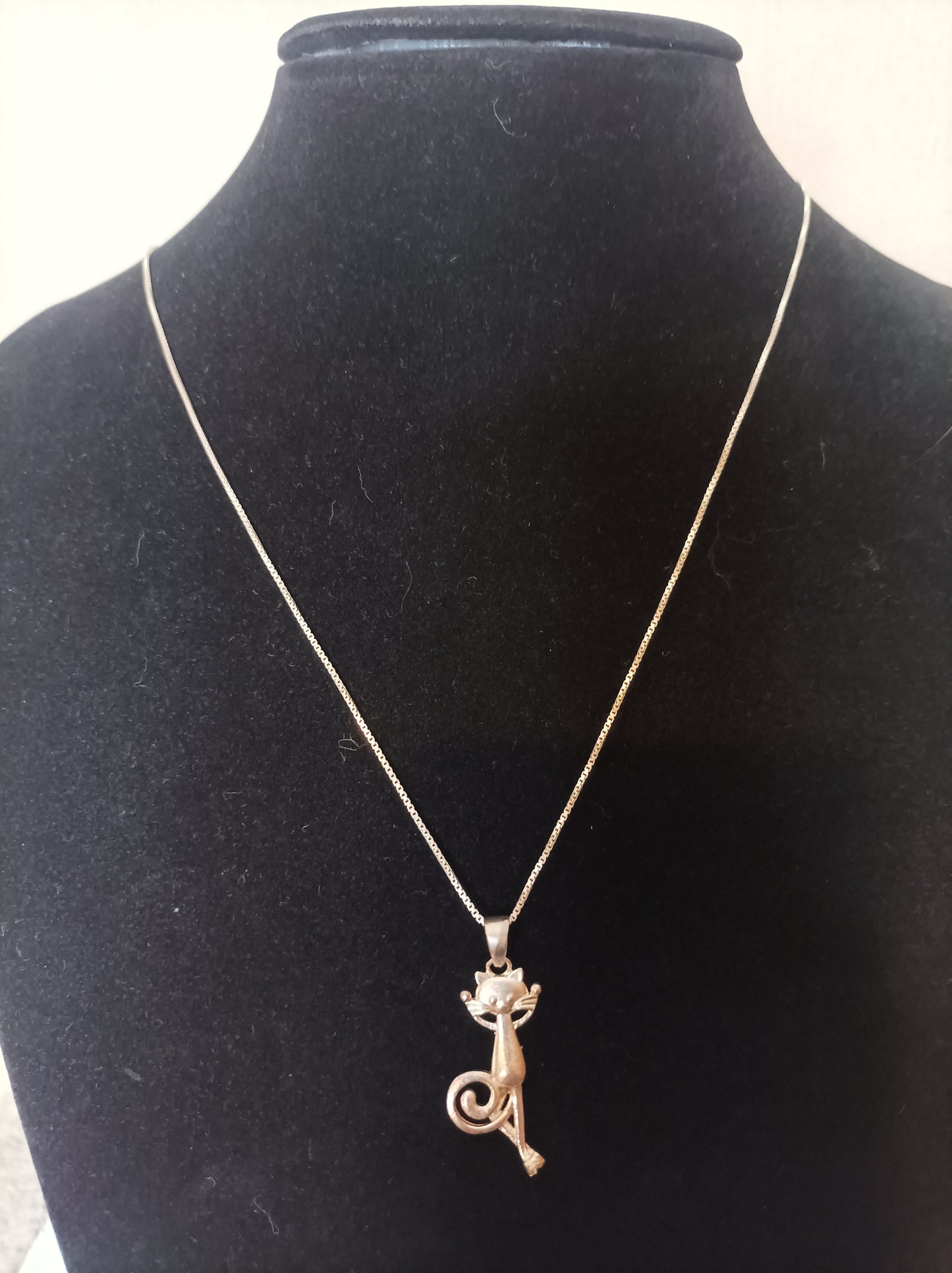 Collar con dije de Gato en Plata 925