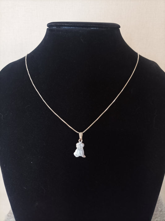 Collar con dije de cachorro en Plata 925